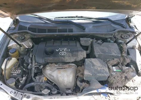 2010 Toyota Camry Le z USA, uszkodzony, nr VIN 4T4BF3EK0AR011594